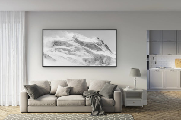 déco salon rénové - tendance photo montagne grand format - vue panoramique Combins - panorama de montagne noir et blanc
