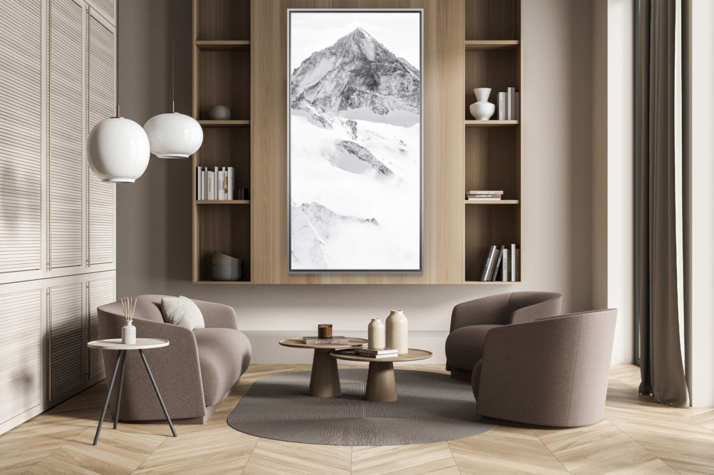 décoration salon suisse amoureux montagne - décoration murale verticale - Dent Blanche Val d'H'érens - Encadrement photo panoramique verticale de montagne en noir et blanc