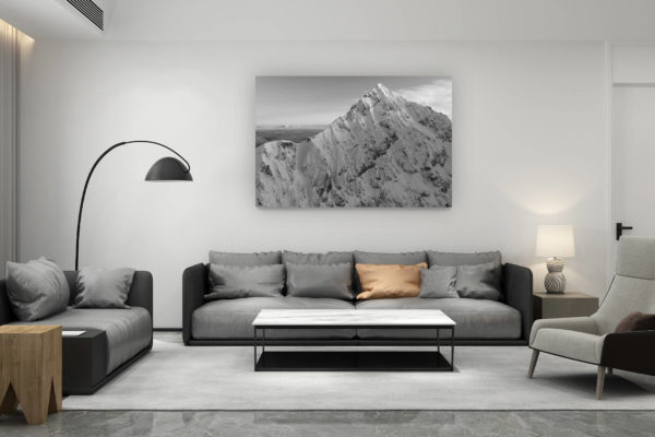 décoration salon contemporain suisse - cadeau amoureux de montagne suisse - Photo montagne noir et blanc après une tempete sur la Dent Blanche depuis Zermatt