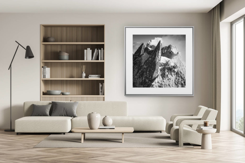 décoration chalet suisse - intérieur chalet suisse - photo montagne grand format - La Dent du Géant - photo massif mont blanc en noir et blanc et des sommets des Grandes Jorasses dans les Alpes