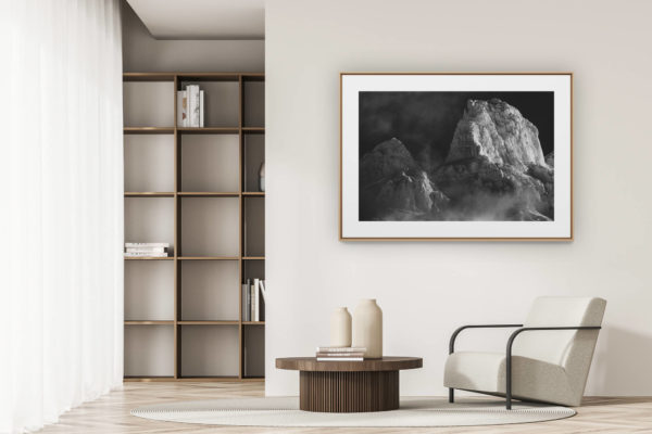 déco tendance salon moderne - photo montagne noir et blanc grand format - Dents de Morcles - images de neige en montagne en hiver après une tempête dans les Alpes Valaisannes