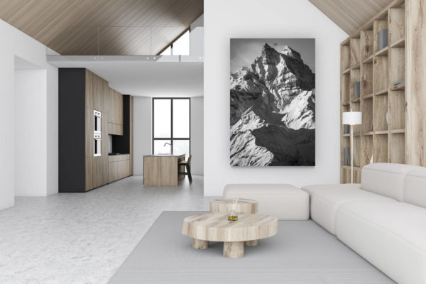 décoration chalet luxueux suisse - photo montagne grand format verticale - décoration murale design - montagne photo - photo montagne grand format - cadre photo montagne noir et blanc - photo montagne alpes
