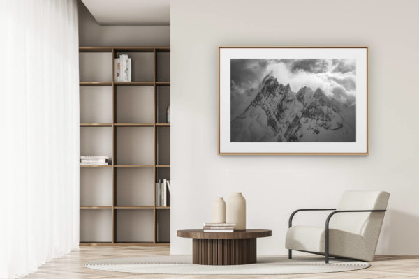 déco tendance salon moderne - photo montagne noir et blanc grand format - Dents du Midi - Photo noir et blanc aérienne des sommets des Alpes lors d'un survol en hélicoptère