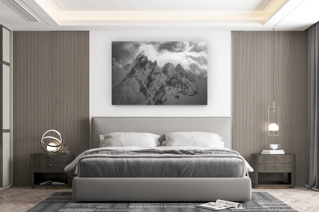 décoration murale chambre design - achat photo de montagne grand format - Dents du Midi - Photo noir et blanc aérienne des sommets des Alpes lors d'un survol en hélicoptère
