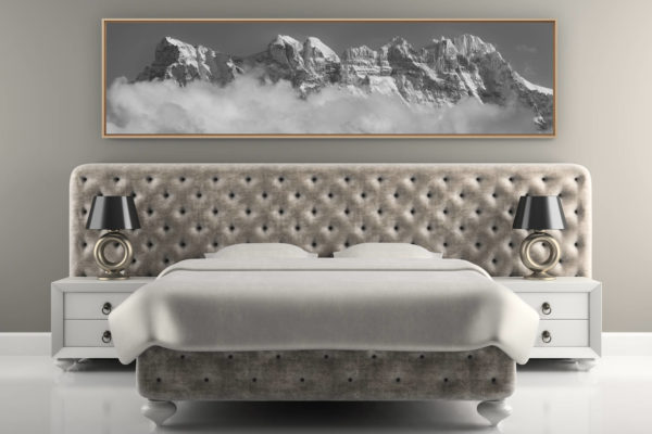 décoration murale chambre adulte luxe - photo montagne noir et blanc - montagne panorama des Dents du Midi - vue panoramique montagne Alpes Suisses