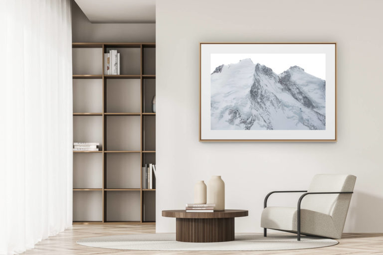 déco tendance salon moderne - photo montagne noir et blanc grand format - Dom des Mischabels de Saas Fee - Sommets des alpes - Taschhorn
