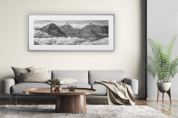 tableau montagne grand format - décoration murale salon moderne - Eiger - Monch - Jungfrau - Mer de nuage sur les Sommets des Alpes et le massif montagneux Bernois en Suisses