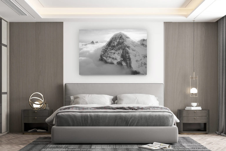 décoration murale chambre design - achat photo de montagne grand format - Eiger Grindelwald - image montagne enneigée en noir et blanc - Photo montagne dans la brume