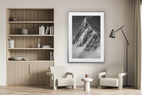 décoration murale salon - photo montagne alpes suisses noir et blanc - Finsteraarhorn - Encadrement photo sur mesure de l'arrête de la voie normale dans les Alpes Bernoises en Suisses