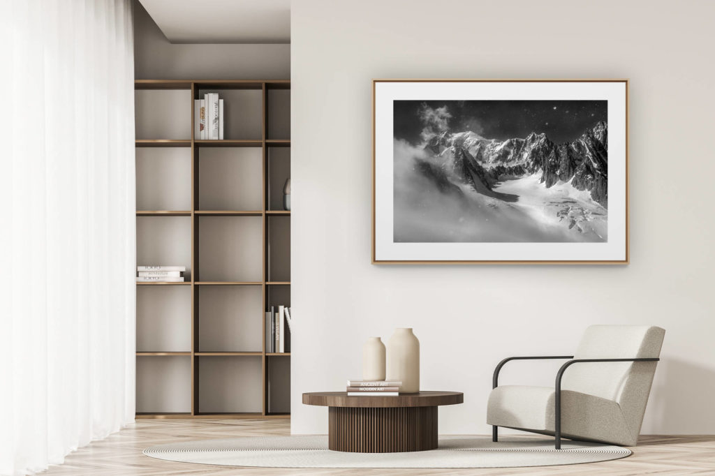 déco tendance salon moderne - photo montagne noir et blanc grand format - photo mont blanc - image mont blanc - Versant Brenva du Mont-Blanc