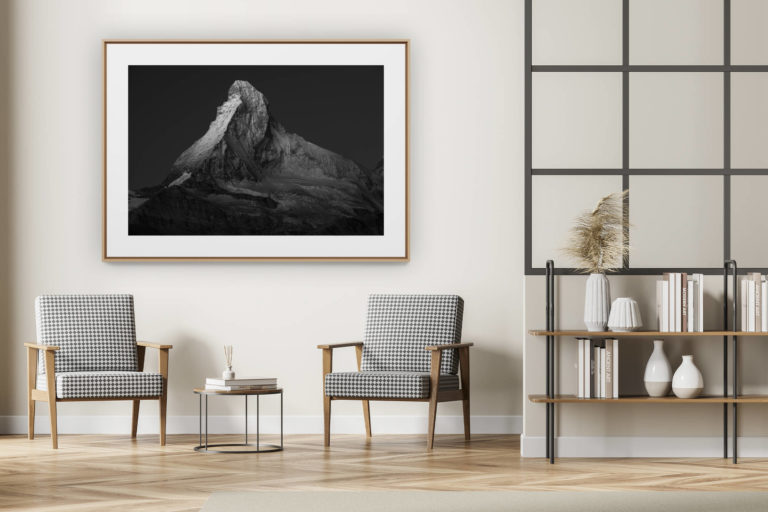 décoration intérieur moderne avec photo de montagne noir et blanc grand format - photo de montagne noir et blanc - photographie du Cervin - montagne enneigée