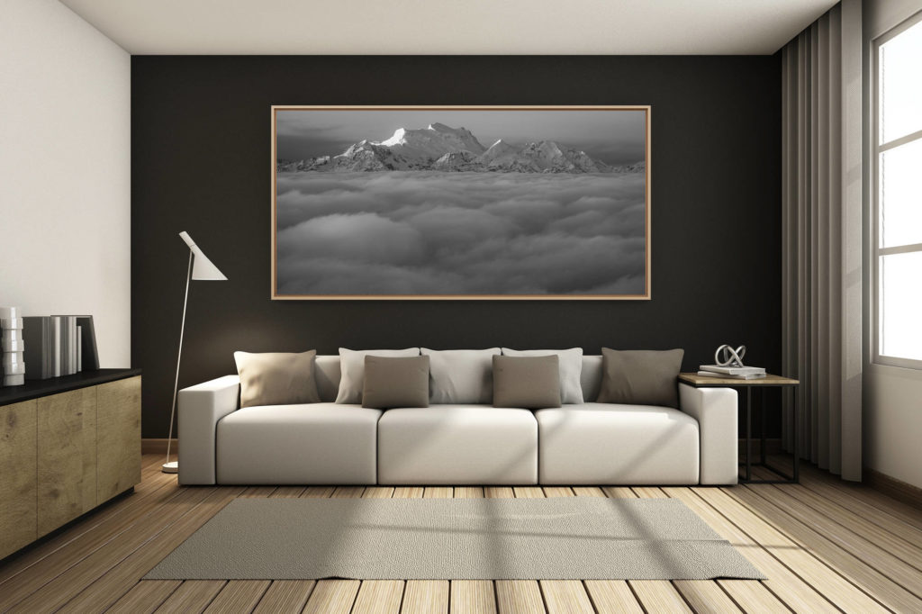 déco salon chalet rénové de montagne - photo montagne grand format -  - panorama de montagne noir et blanc du Grand Combin - sommet de montagne