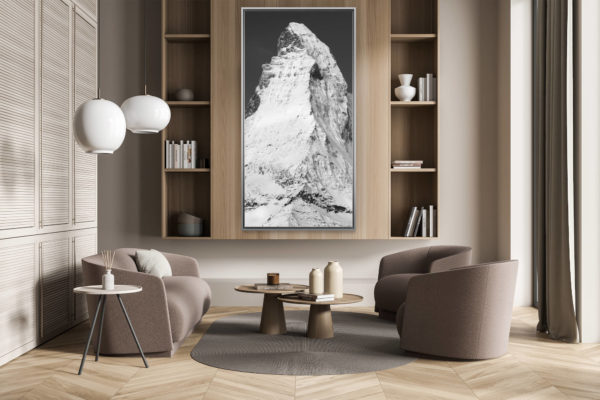 décoration salon suisse amoureux montagne - décoration murale verticale - Arete de Hornli - Cervin - portrait panoramique du pic et du sommet d’une montagne dans les Alpes Suisses