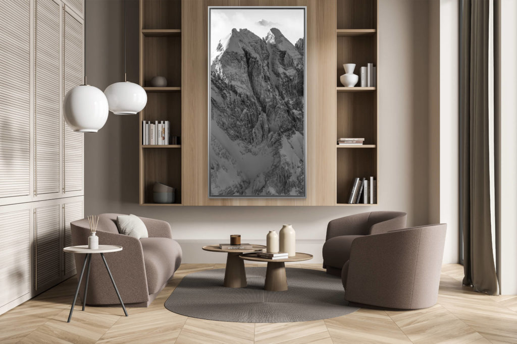 Schweizer Wohnzimmerdekoration Bergliebhaber - vertikale Wanddekoration - Hochgebirgsfoto und Alpengipfel - Die Festung - Die Kathedrale - Mont Blanc im Braun und Wolken