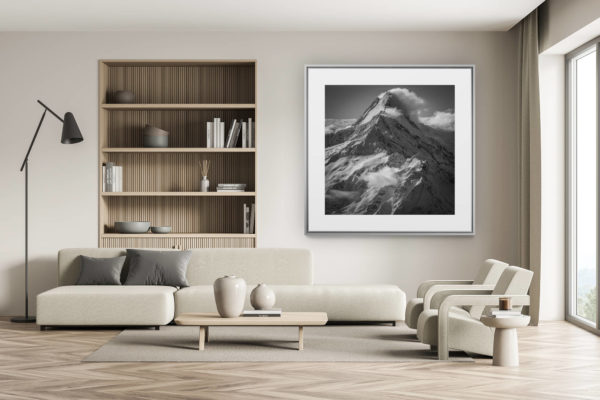 décoration chalet suisse - intérieur chalet suisse - photo montagne grand format - Schreckhorn - Lauteraarhorn - Sommet de montagne noir et blanc - Grindelwald  dans les nuages au soleil après une tempête