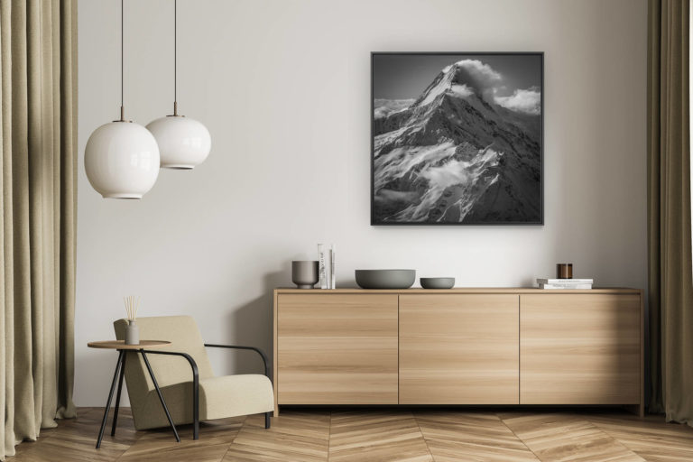 décoration murale salon - tableau photo montagne alpes suisses noir et blanc - Schreckhorn - Lauteraarhorn - Sommet de montagne noir et blanc - Grindelwald  dans les nuages au soleil après une tempête
