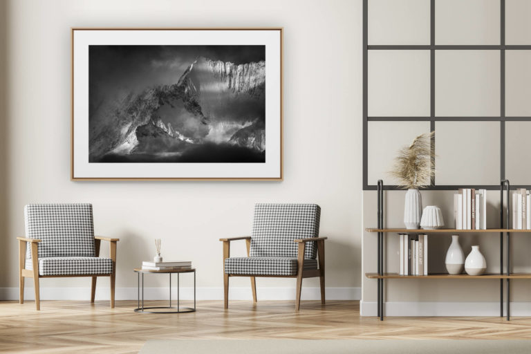 décoration intérieur moderne avec photo de montagne noir et blanc grand format - Photo montagne Vallée de Saas-Fee - Photo Alpes Valais Suisse - Lenzspitze vu du Saastal