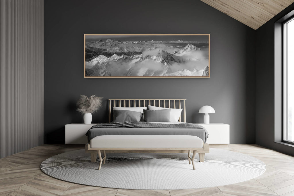 décoration chambre adulte moderne dans petit chalet suisse- photo montagne grand format - Panorama montagne suisse - Massifs montagneux de sommet des Alpes dans une mer de nuages