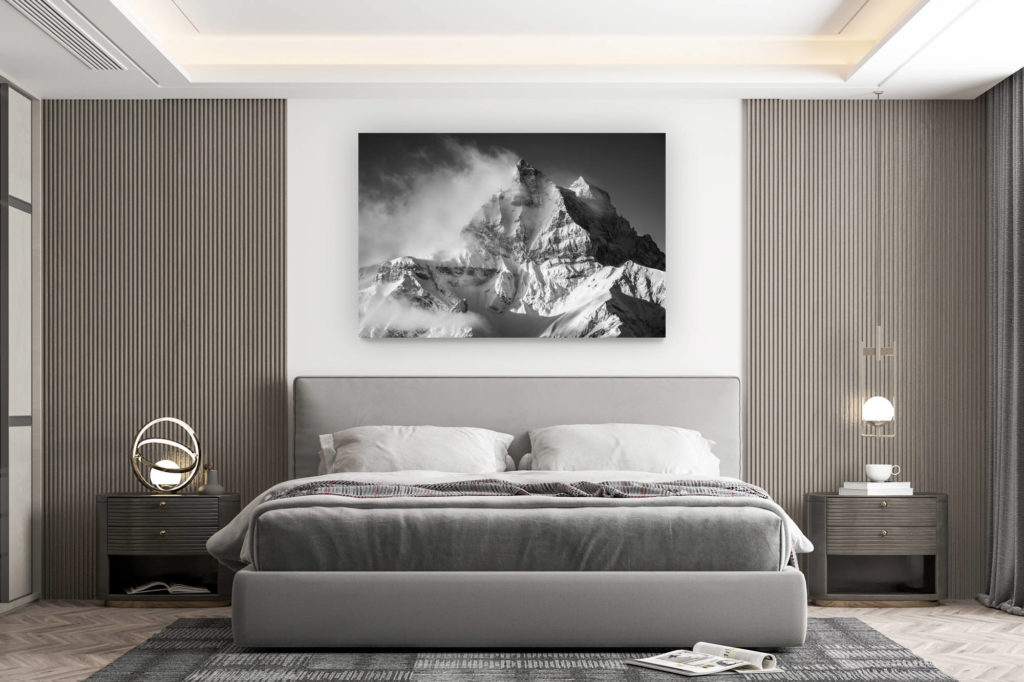 décoration murale chambre design - achat photo de montagne grand format - photo montagne suisse - photos des montagnes des Dents du Midi dans la brume et les nuages en noir et blanc