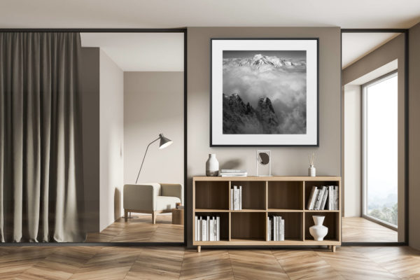 décoration chalet exclusif - tirage photo grand format - Les Drus et photos du Massif du Mont-Blanc - tableau photo noir et blanc montagne