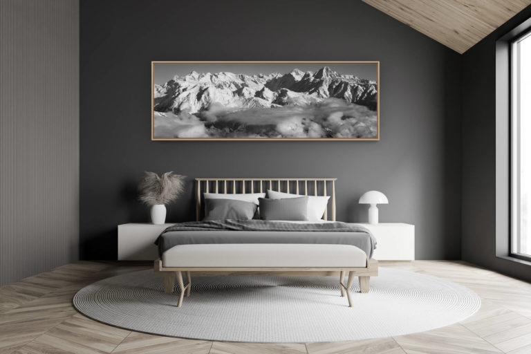 décoration chambre adulte moderne dans petit chalet suisse- photo montagne grand format - Photo panorama noir et blanc de Leukerbad - Image panoramique des alpes bernoises. Vue sur les pistes de Leukerbad(Torrenthorn) - Leukerbad ski