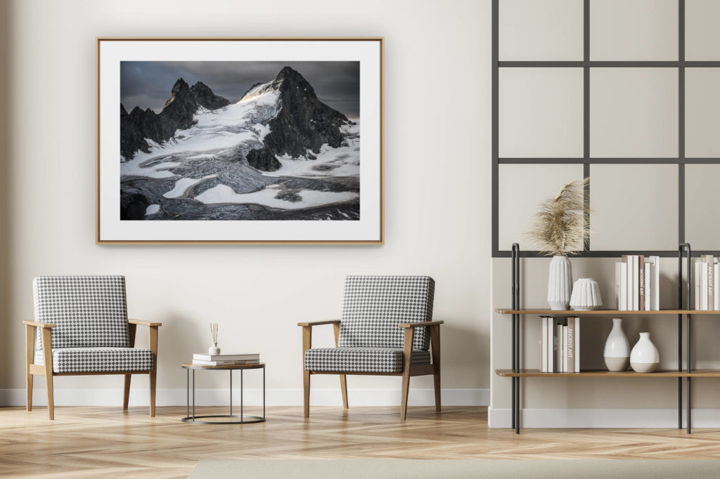 décoration intérieur moderne avec photo de montagne noir et blanc grand format - L'Evêque - Fonte des neiges en montagne l'été dans les Alpes Valaisannes de Crans Montana - Val d'Hérens