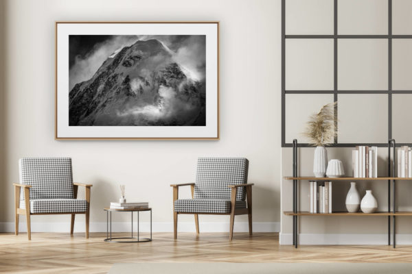 décoration intérieur moderne avec photo de montagne noir et blanc grand format - Photo Vallée de Zermatt - Valais Suisse - Lyskamm