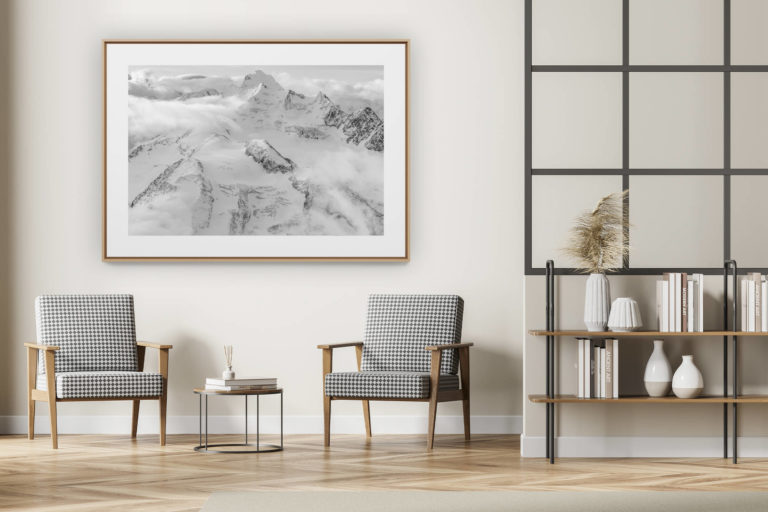 décoration intérieur moderne avec photo de montagne noir et blanc grand format - Massif des Mischabels - Photo noir et blanc des montagnes de Saas Fee et Crans Montana dans la vallée de l'Engadine