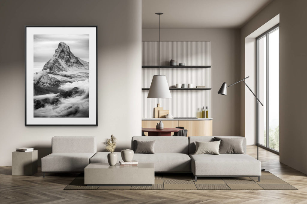 déco tendance salon moderne - photo montagne noir et blanc grand format - Photo de la Mer de nuage sur le sommet du Matterhorn à Zermatt dans les Alpes Valaisannes en Suisse