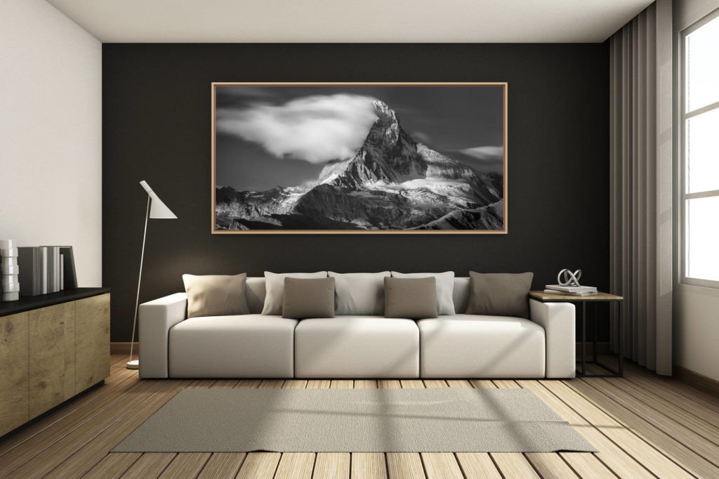 déco salon chalet rénové de montagne - photo montagne grand format -  - Zermatt Matterhorn- Vue panoramique noir et blanc des Alpes du Canton du Valais Suisse
