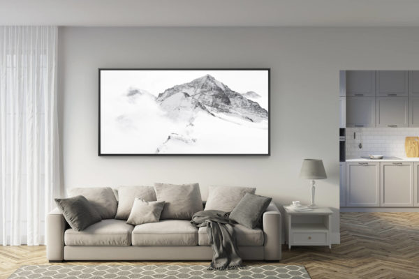 déco salon rénové - tendance photo montagne grand format - Poster montagne panoramique en noir et blanc - Matterhorn - Dent Blanche - Grand Cornier - Dent d'Hérens