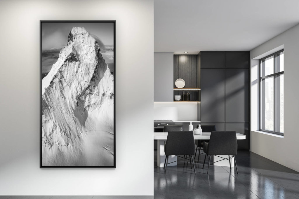 décoration cuisine contemporaine - photo montagne grand format noir et blanc - Photo noir et blanc du Mont Cervin. Belle photo de la face Nord du Cervin. Photo de la montagne emblèmatique de la Suisse.