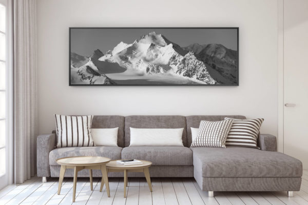 décoration murale design salon moderne - photo montagne grand format - Mischabels - Saas Fee Crans Montana - photo d'une vue panoramique noir et blanc du dom de Mischabels