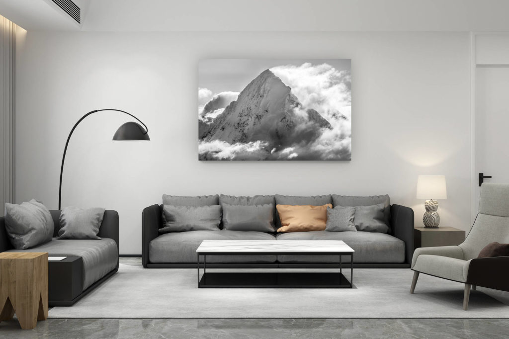 décoration salon contemporain suisse - cadeau amoureux de montagne suisse - Monch - image de brouillard en montagne suisse dans une mer de nuages en noir et blanc