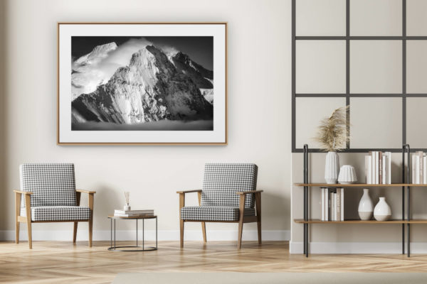 décoration intérieur moderne avec photo de montagne noir et blanc grand format - montagnes grindelwald Ogre Moine et Jeune fille