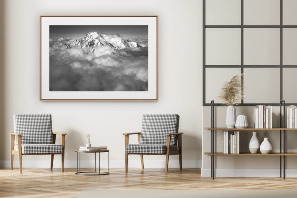 décoration intérieur moderne avec photo de montagne noir et blanc grand format - photo montagne noir et blanc - massif du mont-blanc - photo artistique montagnes des alpes