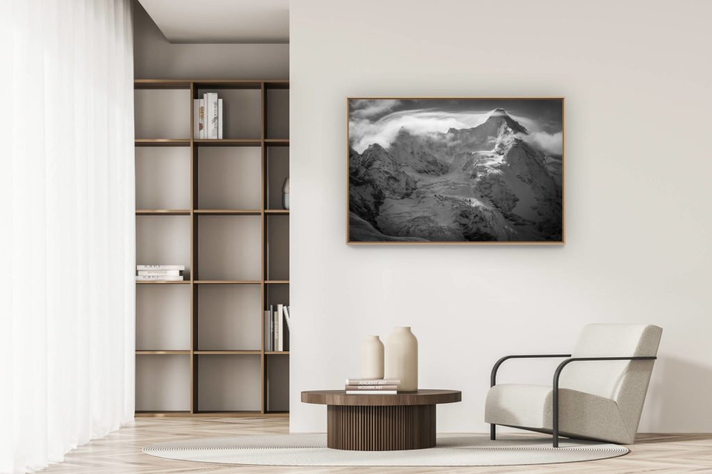 décoration appartement moderne - art déco design - photo obergabelhorn face nord - Massif montagneux des glaciers des Alpes dans une brume nuageuse en noir et blanc