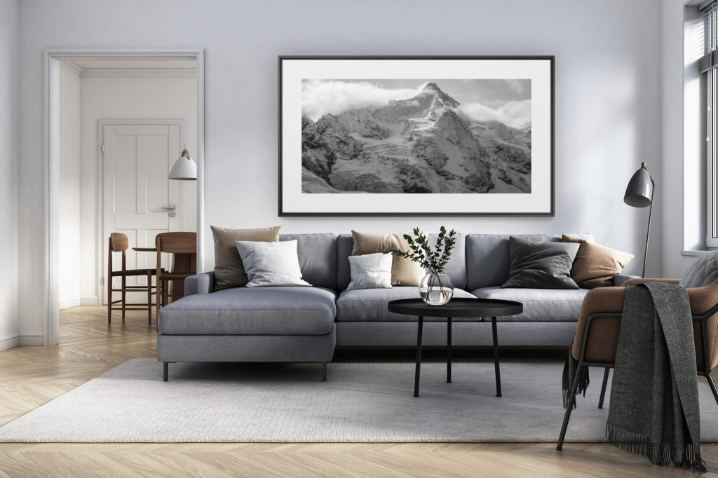 décoration intérieur salon rénové suisse - photo alpes panoramique grand format - Poster montagne panoramique des Alpes Suisses et de l'Obergabelhorn dans les nuages depuis le Val d'Anniviers