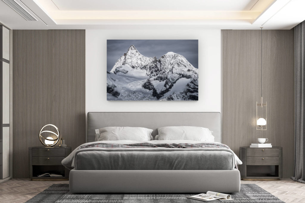Wanddekoration Zimmer Design - Kauf eines großformatigen Bergfotos - Obergabelhorn Wellenkupe - Berglandschaft im Schnee in Zermatt - Walliser Alpen und Normalspur des L&#039;&#039;&#039;.Obergabelhorn