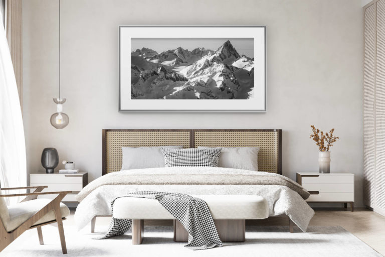 déco chambre chalet suisse rénové - photo panoramique montagne grand format - Panorama noir et blanc des montagnes des alpes bernoises en Suisse