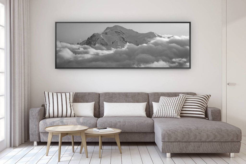 décoration murale design salon moderne - photo montagne grand format - Vue panoramique montagne noir et blanc mont blanc - Montagnes dans les nuages