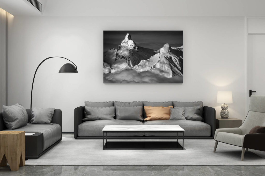 décoration salon contemporain suisse - cadeau amoureux de montagne suisse - Image de montagne noir et blanc du Petit Muveran depuis Thyon - Alpes Vaudoises à Crans Montana