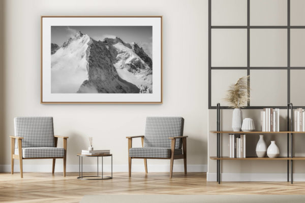 décoration intérieur moderne avec photo de montagne noir et blanc grand format - Piz Bernina - photos des alpes suisses - Piz Scerscen