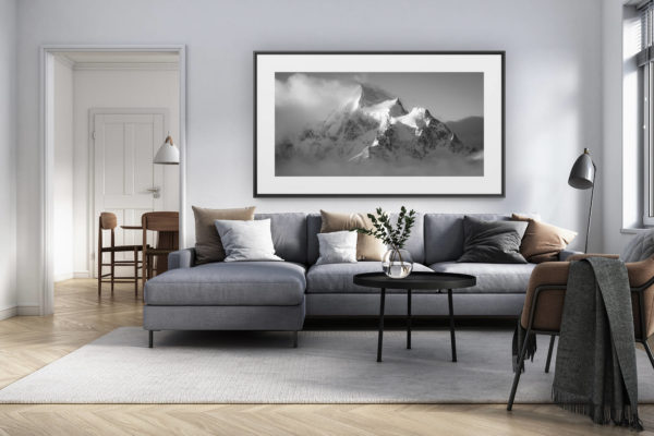 décoration intérieur salon rénové suisse - photo alpes panoramique grand format - Piz Roseg - images montagnes alpes - massif montagneux noir et blanc