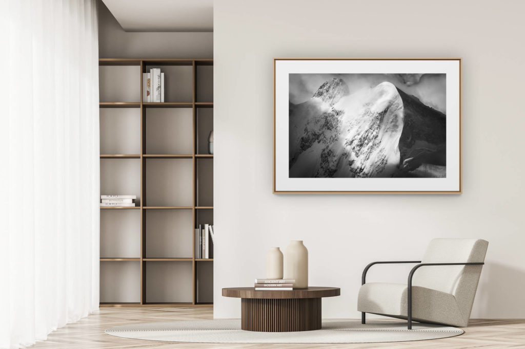 déco tendance salon moderne - photo montagne noir et blanc grand format - photo artistique de montagne st moritz engadine - photo montagne noir et blanc