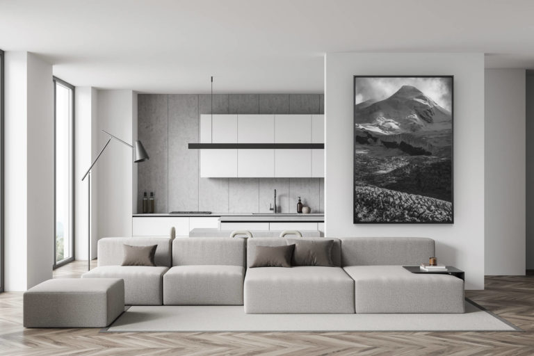 décoration murale salon suisse - photo montagne noir et blanc - déco salle à manger tendance -
