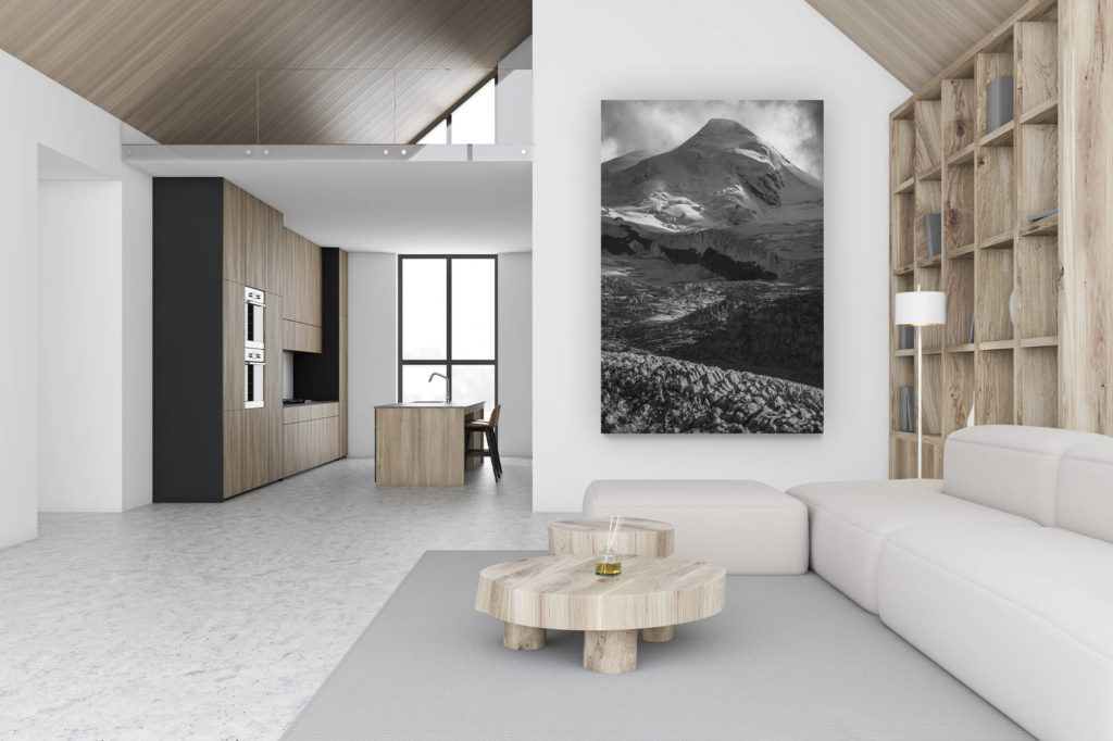 décoration chalet luxueux suisse - photo montagne grand format verticale - décoration murale design -