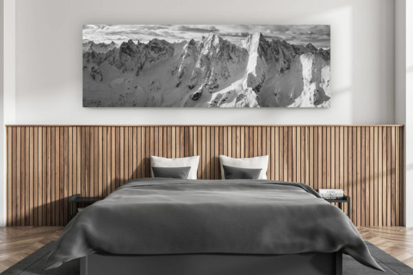 wall decoration adult room modern - interior swiss chalet - photo mountains large size swiss alps - Photo panorama black and white Sciora - Cengalo - Badile