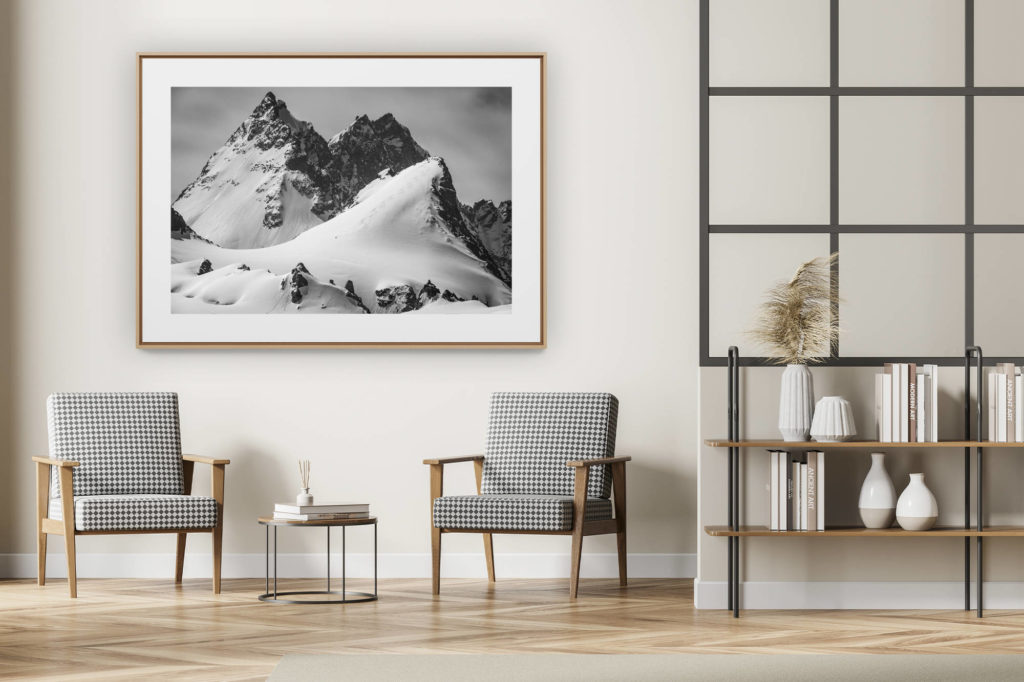 décoration intérieur moderne avec photo de montagne noir et blanc grand format - image d un paysage de montagne en noir et blanc - Bouquetins, Dents de Bertol - Aiguille de la Tsa - Veisivi