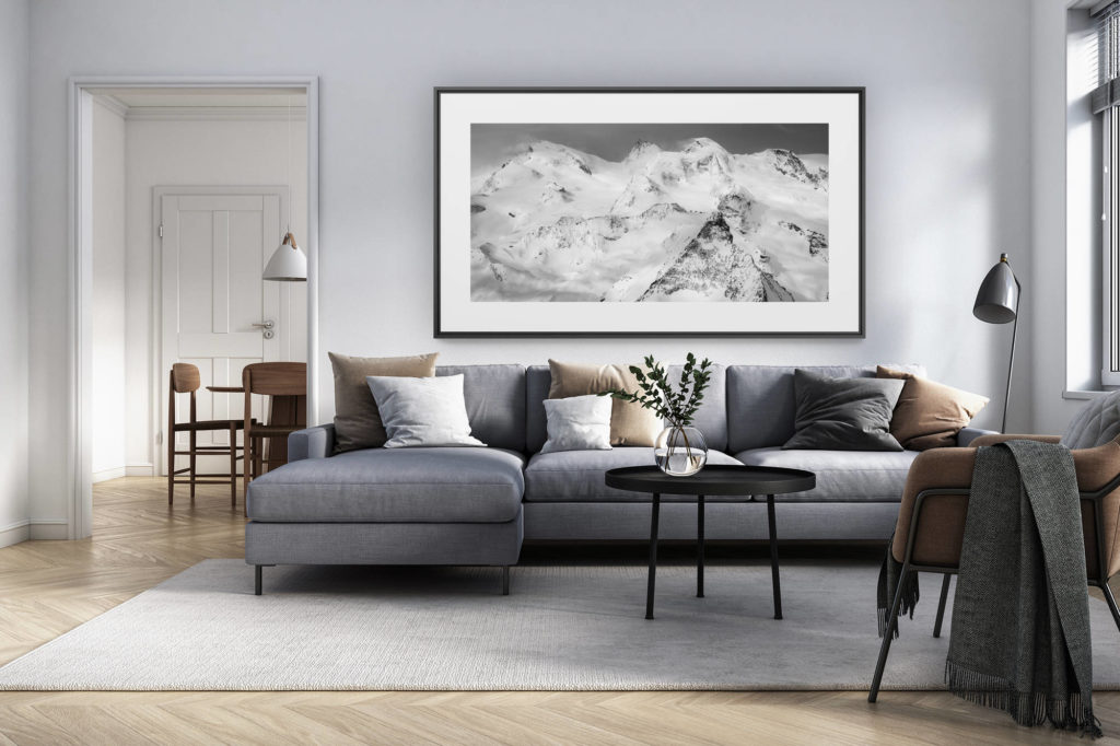 décoration intérieur salon rénové suisse - photo alpes panoramique grand format - Image panorama Noir et blanc Strahlhorn - Rimpfischhorn - Allalinhorn